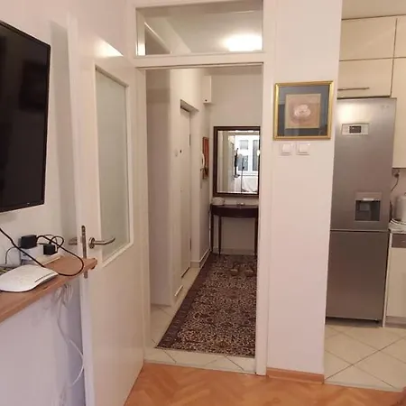 Apartamento Borsalino: Cosy One-bedroom Mostar